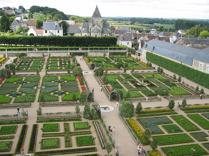 03 Villandry gardens.jpg